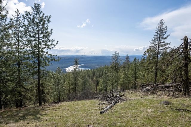 16510 N Abigail Ln, Spokane, WA 99208