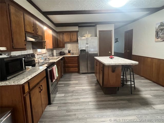 109435 S 4154 Road, Checotah, OK 74426