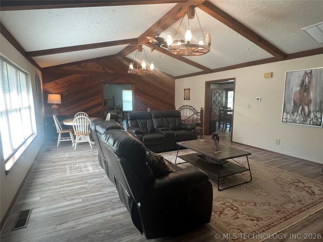 109435 S 4154 Road, Checotah, OK 74426