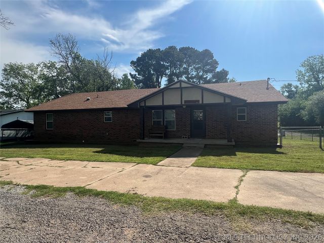 109435 S 4154 Road, Checotah, OK 74426