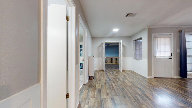 8103 Wycomb Drive, Houston, TX 77070