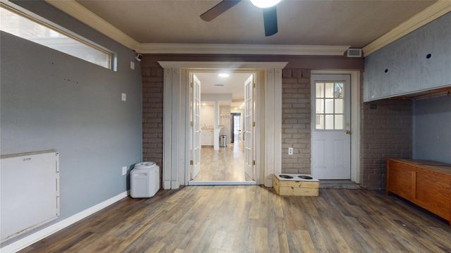 8103 Wycomb Drive, Houston, TX 77070