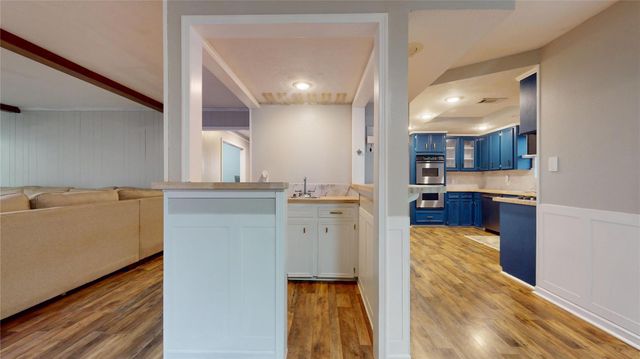 8103 Wycomb Drive, Houston, TX 77070