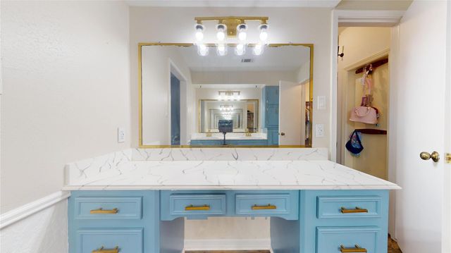 8103 Wycomb Drive, Houston, TX 77070