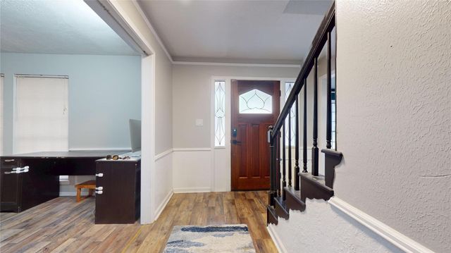 8103 Wycomb Drive, Houston, TX 77070