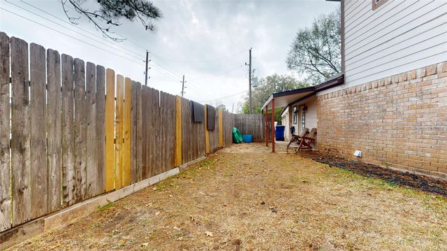 8103 Wycomb Drive, Houston, TX 77070