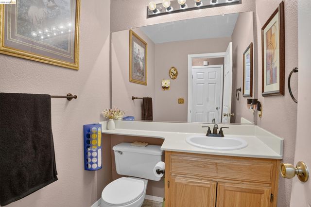 4148 Meadow Lake St, Antioch, CA 94531