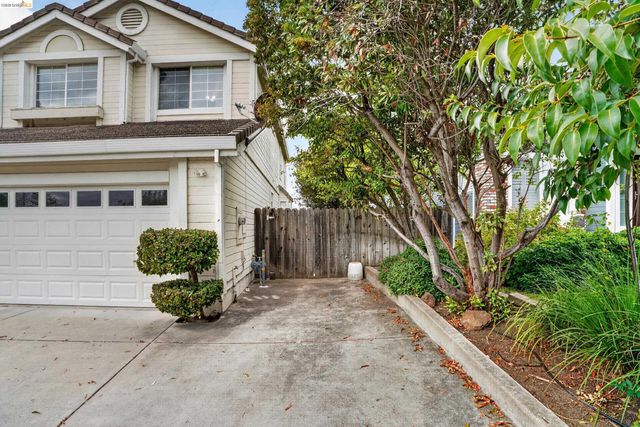 4148 Meadow Lake St, Antioch, CA 94531