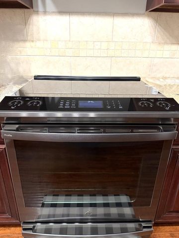 59 Lee Road 2123, Phenix City, AL 36867