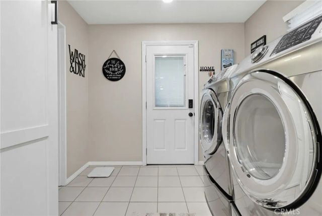 11423 213th, Lakewood, CA 90715