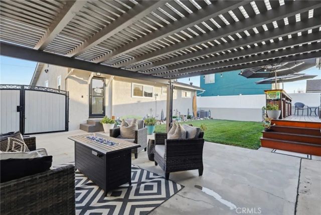 11423 213th, Lakewood, CA 90715