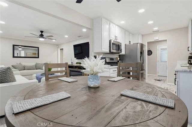 11423 213th, Lakewood, CA 90715