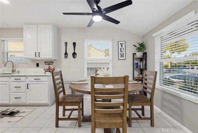 11423 213th, Lakewood, CA 90715