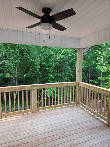 1515 Shamrock Road, Asheboro, NC 27205
