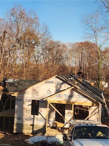 1515 Shamrock Road, Asheboro, NC 27205