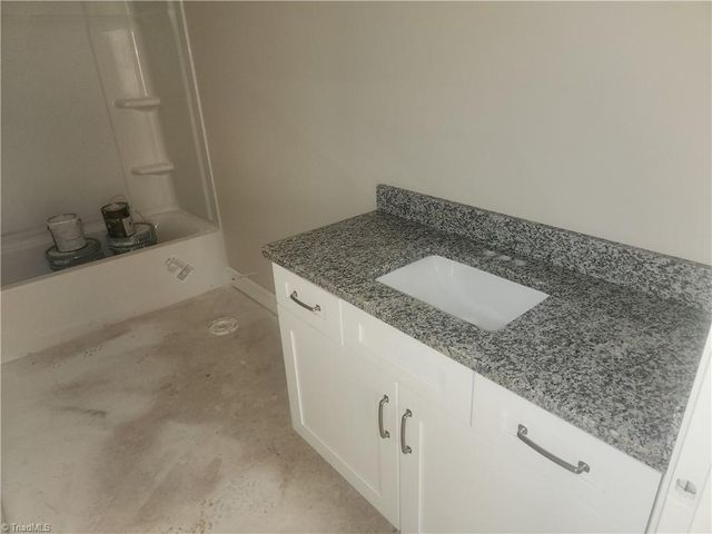 1515 Shamrock Road, Asheboro, NC 27205