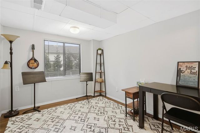 27 Oak Valley Drive, St Peters, MO 63376