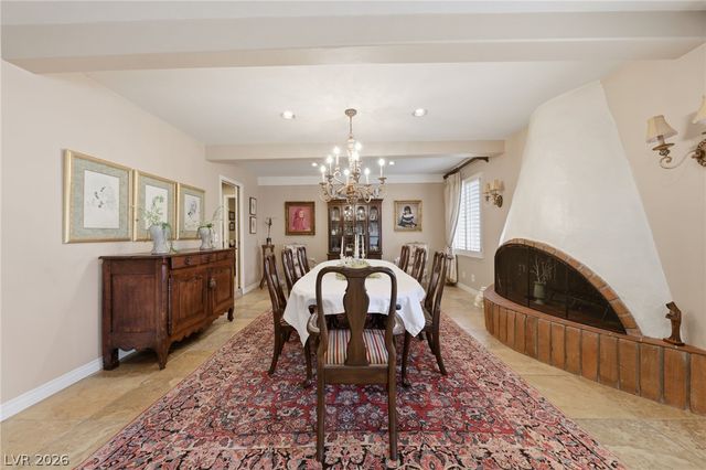221 Rosemary Lane, Las Vegas, NV 89107