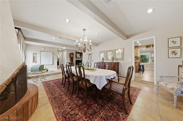 221 Rosemary Lane, Las Vegas, NV 89107