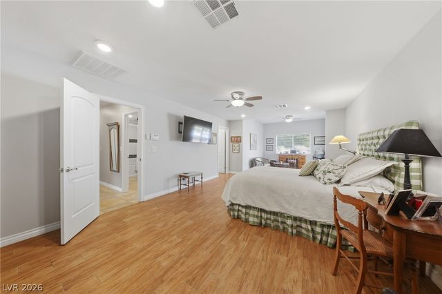 221 Rosemary Lane, Las Vegas, NV 89107