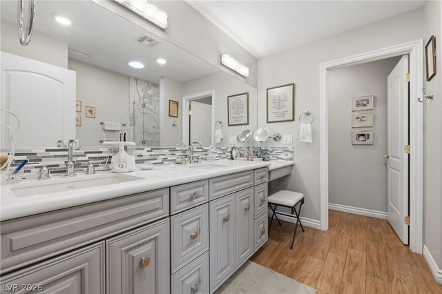 221 Rosemary Lane, Las Vegas, NV 89107