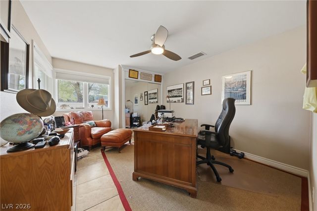 221 Rosemary Lane, Las Vegas, NV 89107