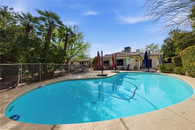 221 Rosemary Lane, Las Vegas, NV 89107