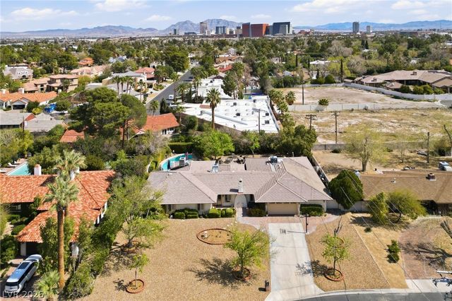 221 Rosemary Lane, Las Vegas, NV 89107