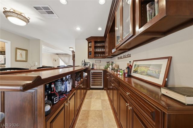 221 Rosemary Lane, Las Vegas, NV 89107