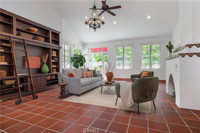 1981 Rangeview Drive, Glendale, CA 91201