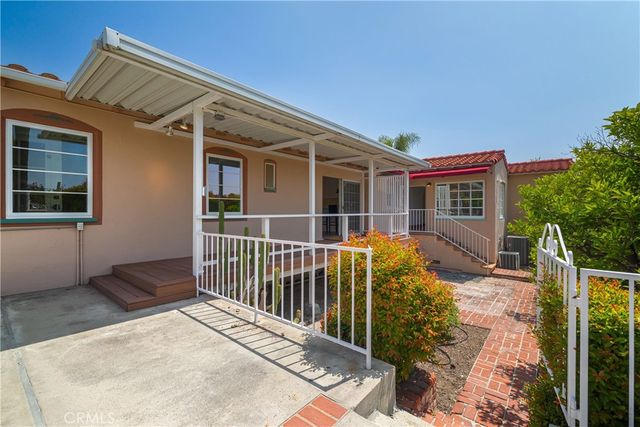 1981 Rangeview Drive, Glendale, CA 91201