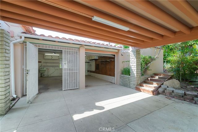 1981 Rangeview Drive, Glendale, CA 91201