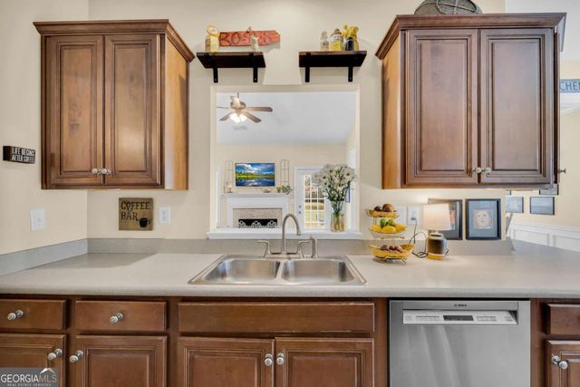 1071 Brookshire Court, Bogart, GA 30622