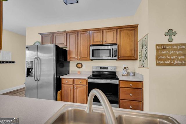 1071 Brookshire Court, Bogart, GA 30622