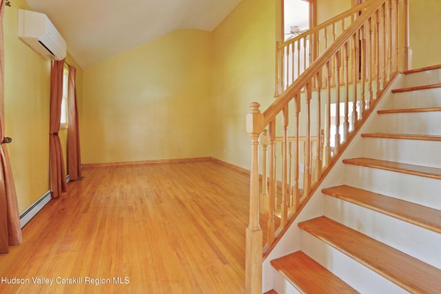 2 Stevens Court, Saugerties, NY 12477