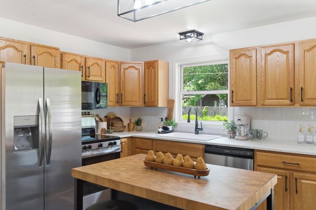 57278 Hamilton Drive, Mattawan, MI 49071