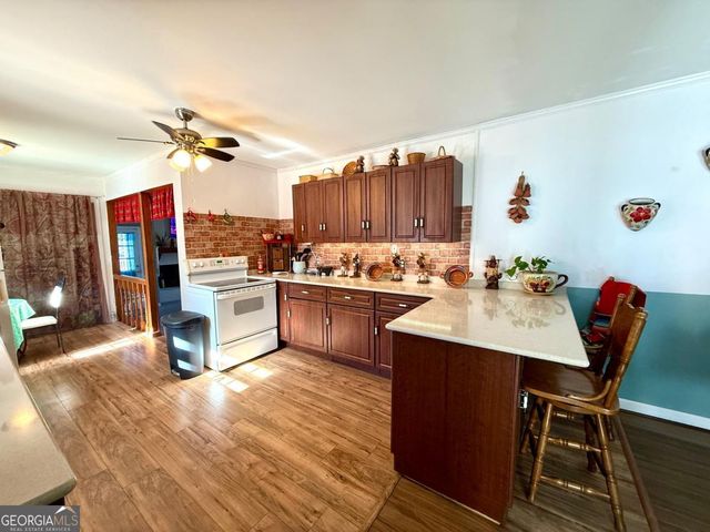 824 E 3rd Avenue, Cordele, GA 31015