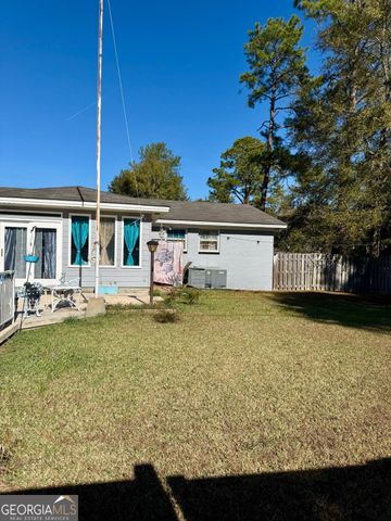 824 E 3rd Avenue, Cordele, GA 31015