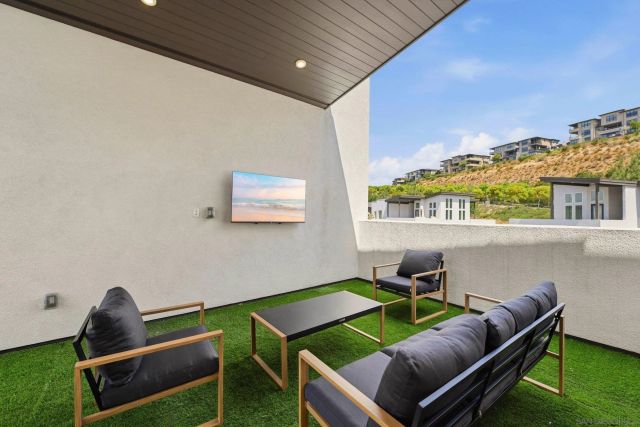 2863 Avella Circle, San Diego, CA 92108