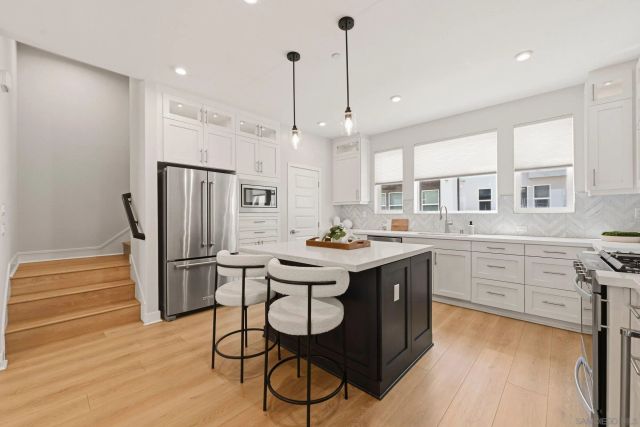 2863 Avella Circle, San Diego, CA 92108