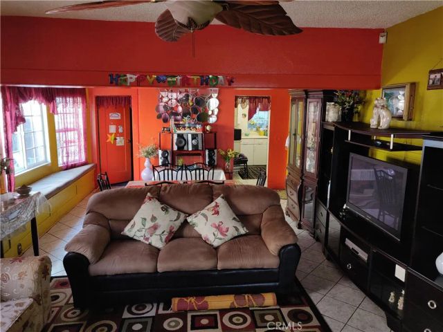 636 E 7th Street, Long Beach, CA 90813