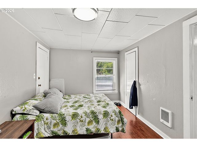 963 MADISON St, Eugene, OR 97402