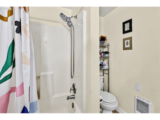 963 MADISON St, Eugene, OR 97402