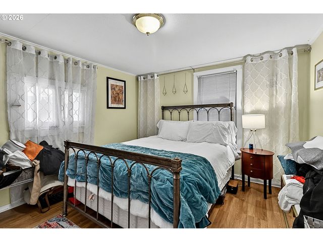 963 MADISON St, Eugene, OR 97402