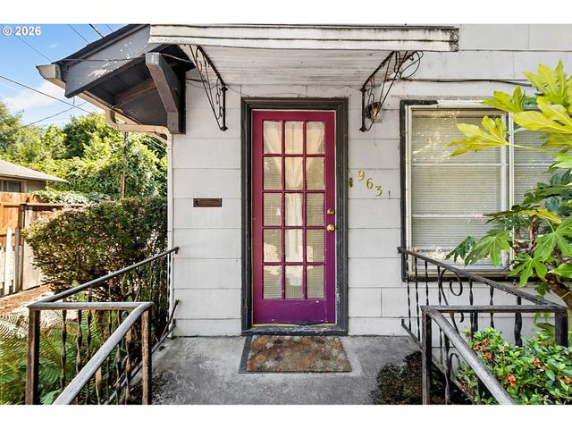 963 MADISON St, Eugene, OR 97402