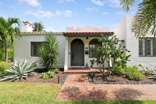 529 Biscayne Drive, West Palm Beach, FL 33401