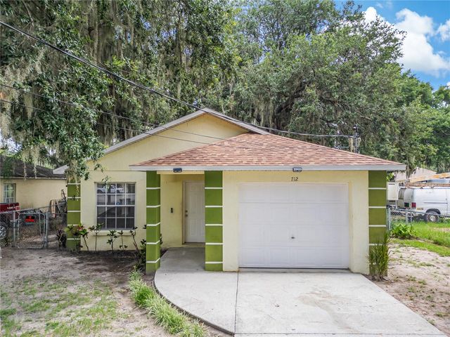 712 VIRGINIA AVENUE, Auburndale, FL 33823