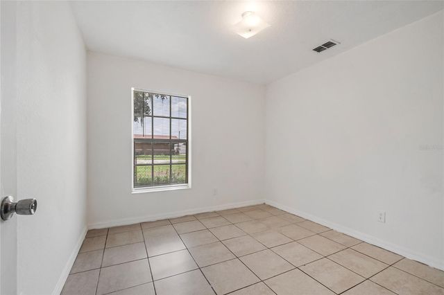 712 VIRGINIA AVENUE, Auburndale, FL 33823