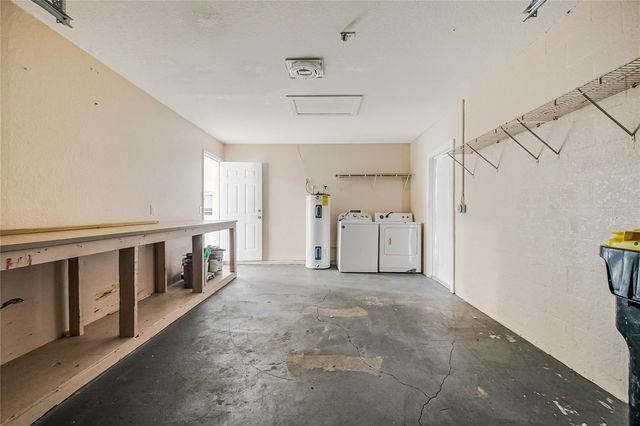 712 VIRGINIA AVENUE, Auburndale, FL 33823