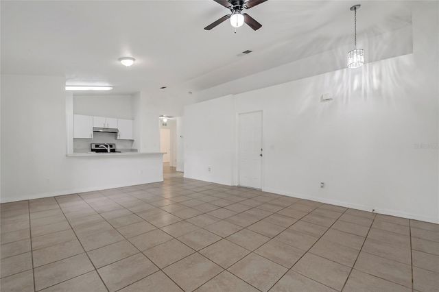 712 VIRGINIA AVENUE, Auburndale, FL 33823